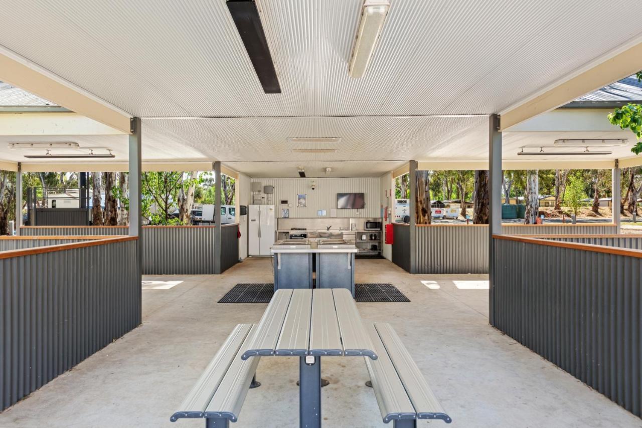 Discovery Parks - Maidens Inn Moama Extérieur photo